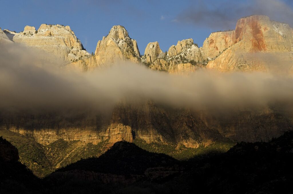 Photo of the Zion National Park Towers of the Virgin, located in the tenth of the most frequented US National Parks