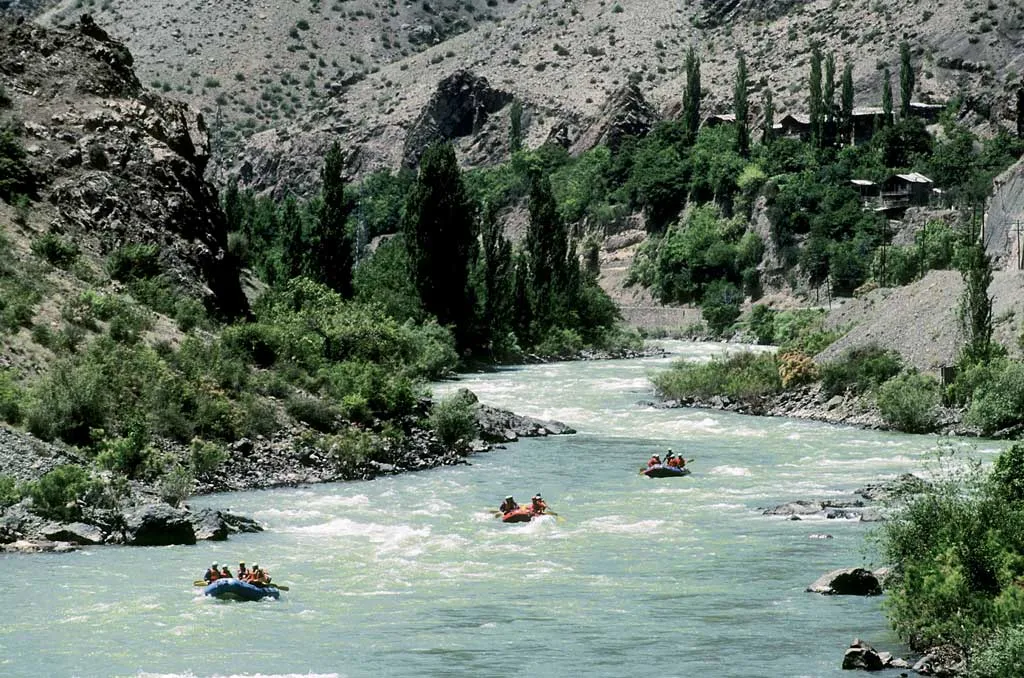 Photo showing rafts going down the Çoruh River in Anatolia