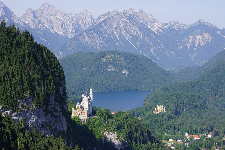 Photo showing Schloss Neuschwanstein with Lake Alpsee in the Background