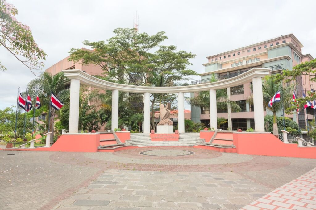 Plaza de la Libertad Electoral
Park in San José, Costa Rica.